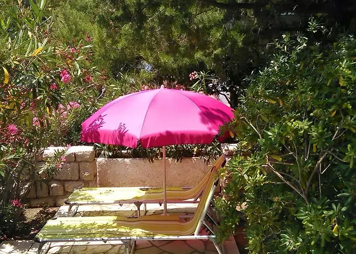 Apartament House On The Cliff